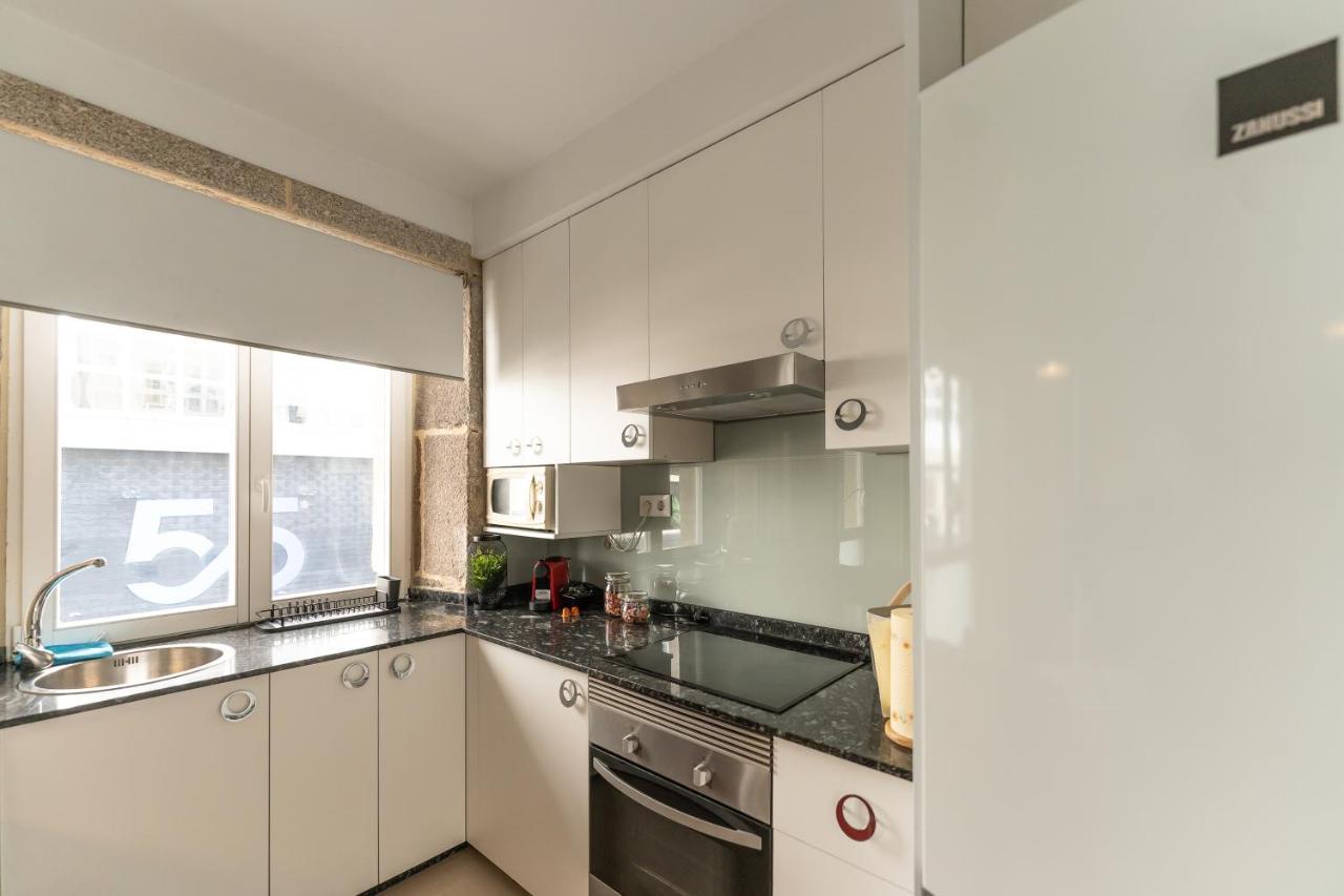 Cormelana Plaza Apartment โอโกรูญา ภายนอก รูปภาพ